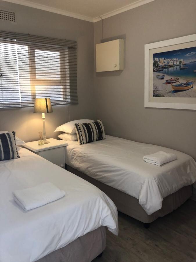 Flora Bay Resort Hout Bay Exterior foto